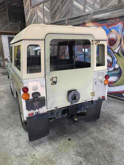 Land Rover Series III 1973 image number 21