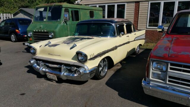 Chevrolet Bel Air/150/210 1957 image number 18