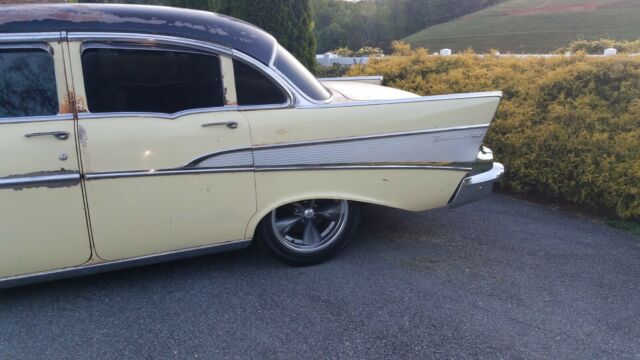 Chevrolet Bel Air/150/210 1957 image number 27