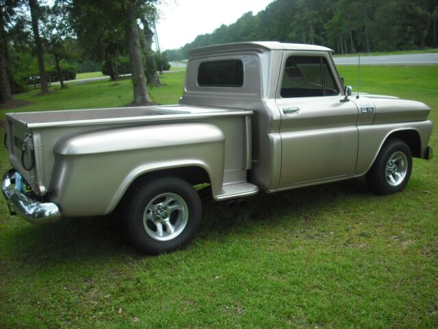 Chevrolet C-10 1965 image number 16