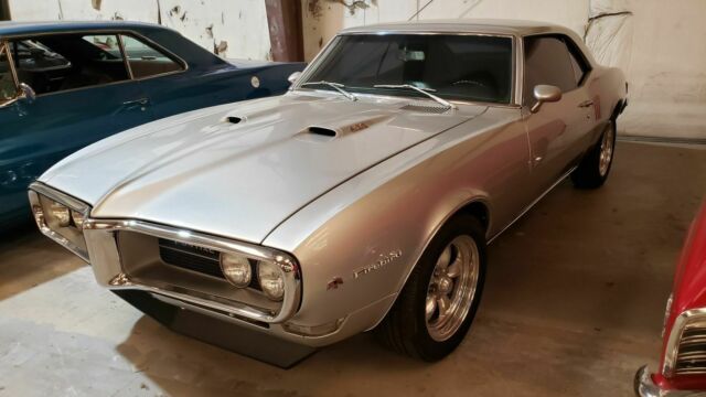 Pontiac Firebird 1968 image number 0