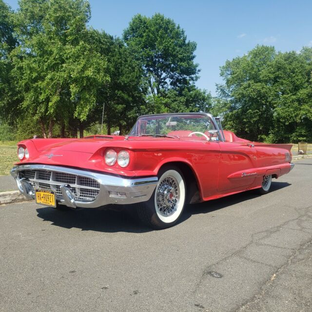 Ford Thunderbird 1960 image number 1