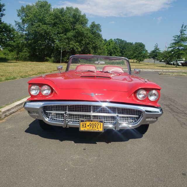 Ford Thunderbird 1960 image number 26