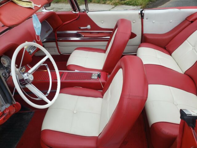 Ford Thunderbird 1960 image number 33