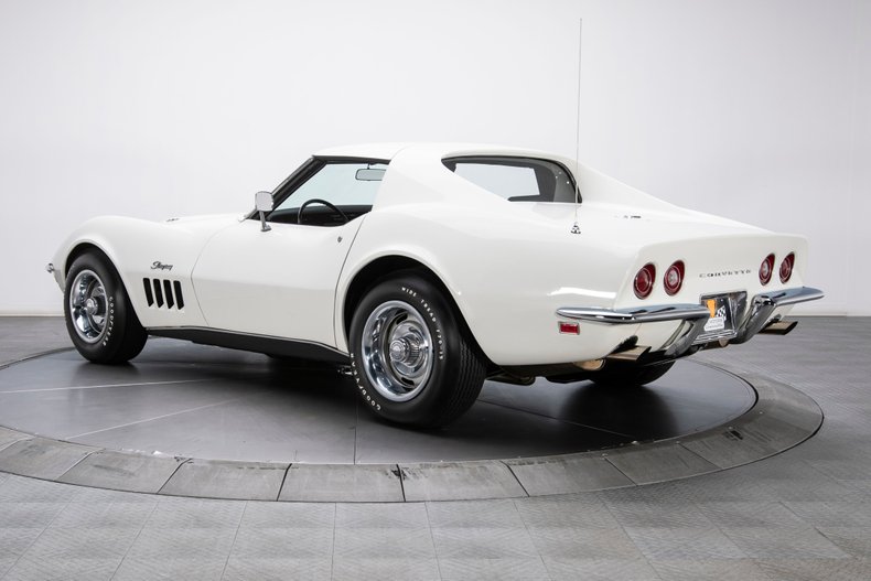 Chevrolet Corvette 1969 image number 31