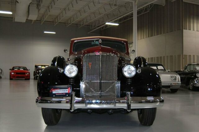 Cadillac Convertible 4dr Sedan 1938 image number 35