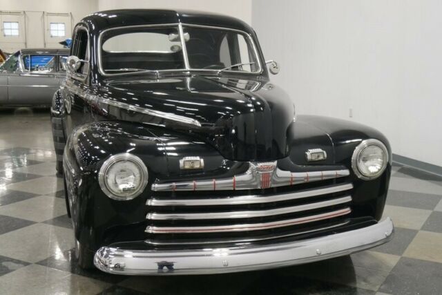 Ford Business Coupe 1946 image number 18