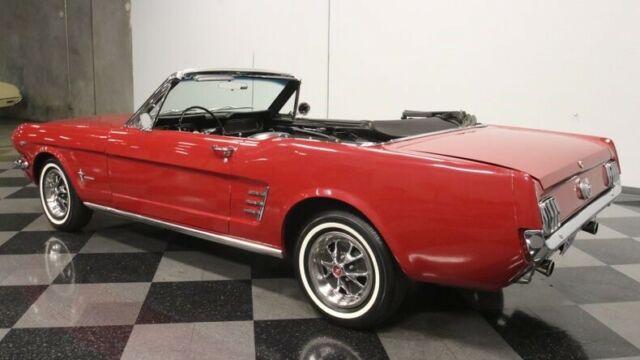 Ford Mustang 1966 image number 32