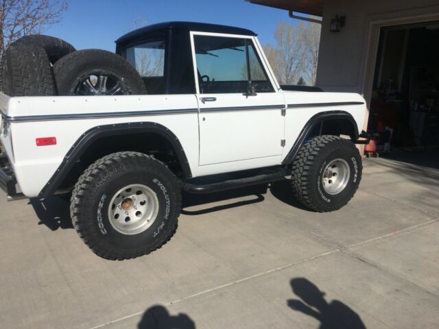 Ford Bronco 1971 image number 12