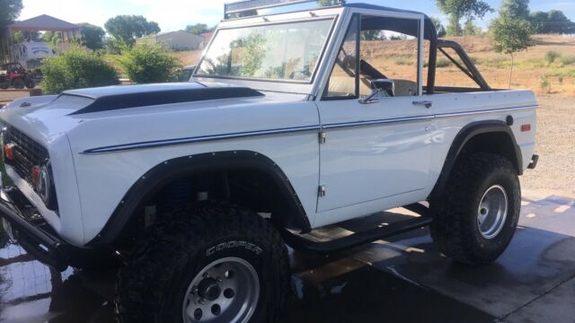 Ford Bronco 1971 image number 20