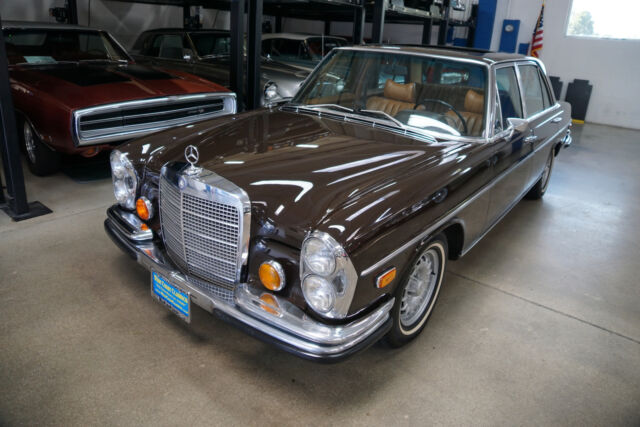 Mercedes-Benz 300SEL 6.3  V8 SEDAN 1971 image number 0