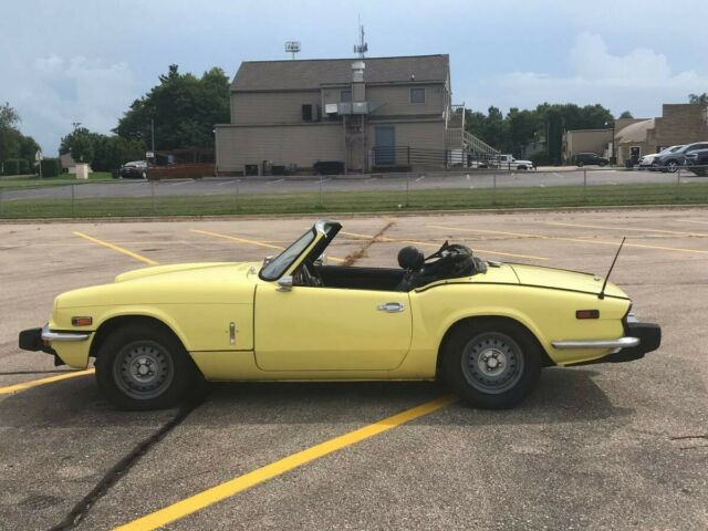 Triumph Spitfire 1975 image number 0