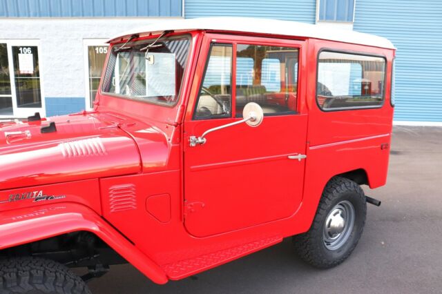 Toyota Land Cruiser 1973 image number 10