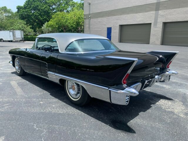 Cadillac Brougham 1958 image number 26