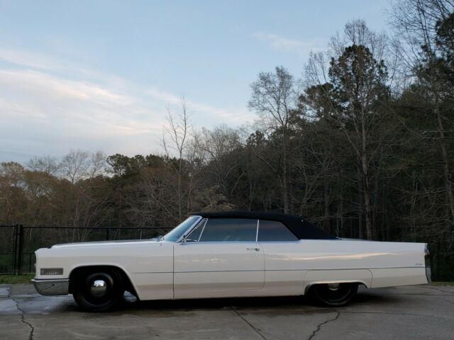 Cadillac DeVille 1966 image number 0