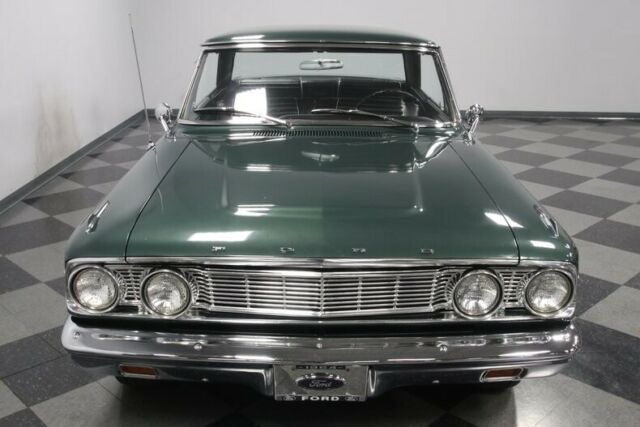 Ford Fairlane 1964 image number 21