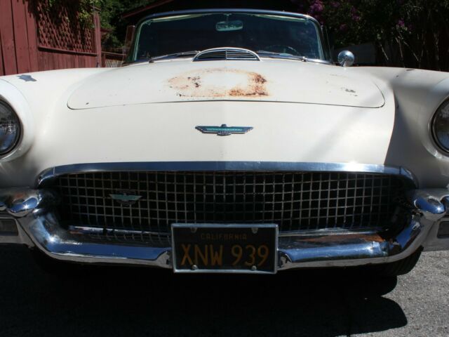 Ford Thunderbird 1957 image number 11