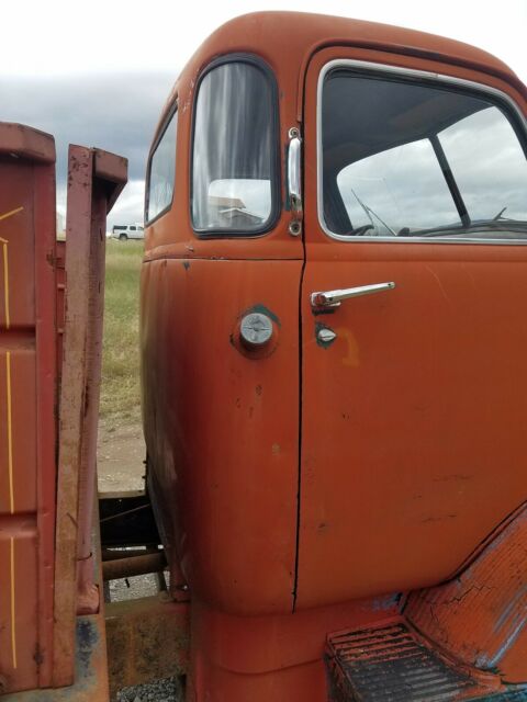 Chevrolet Truck 1949 image number 29