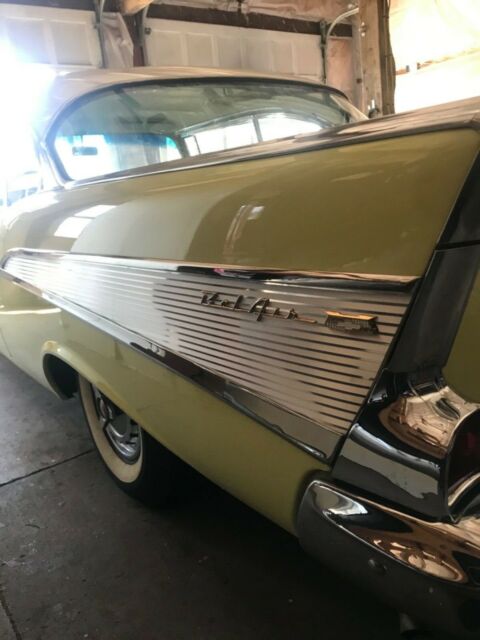 Chevrolet Bel Air/150/210 1957 image number 18