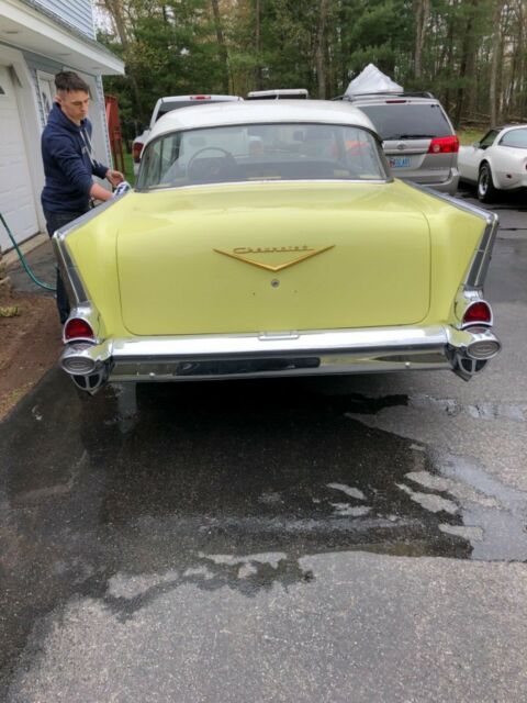 Chevrolet Bel Air/150/210 1957 image number 20