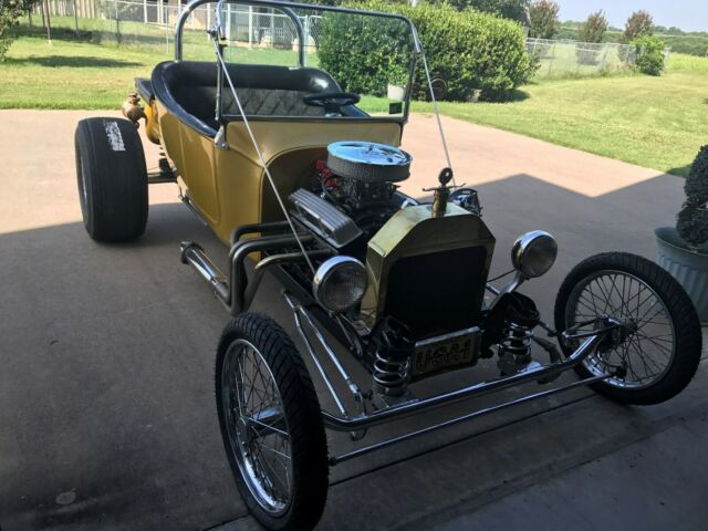 Ford T-BUCKET ROADSTER 1923 image number 20