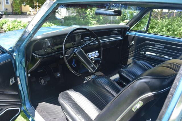 Buick Skylark 1967 image number 3