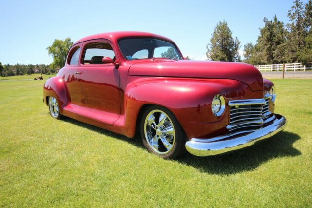 Plymouth Custom 1946 image number 45