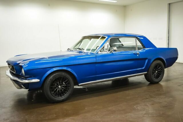 Ford Mustang 1966 image number 2