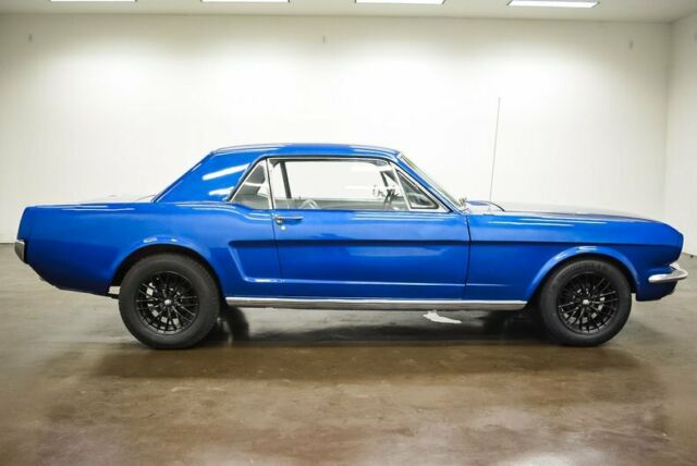 Ford Mustang 1966 image number 7