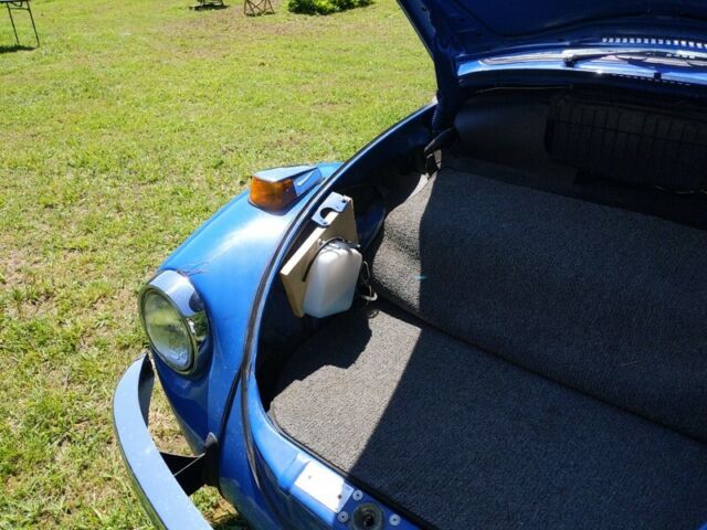 Volkswagen Beetle - Classic 1972 image number 4