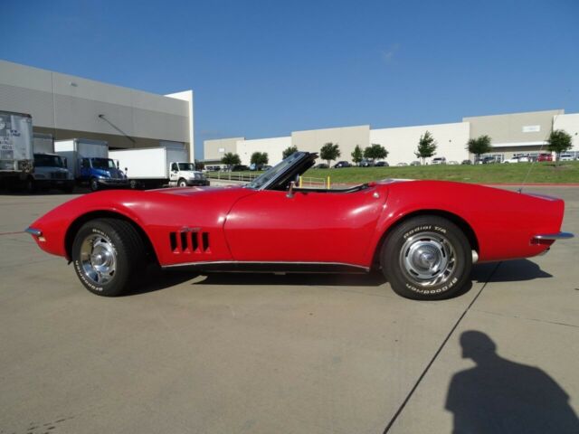 Chevrolet Corvette 1968 image number 2