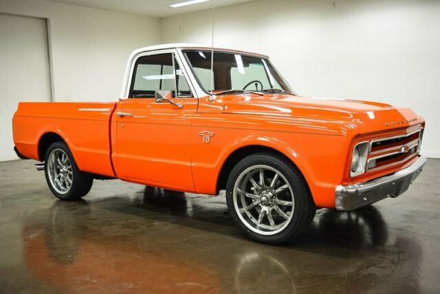 Chevrolet C-10 1967 image number 24