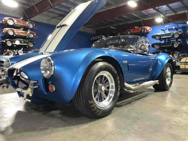 Ford Cobra 1965 image number 1