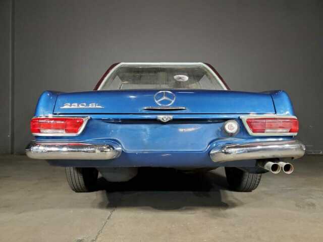 Mercedes-Benz SL-Class 1965 image number 30