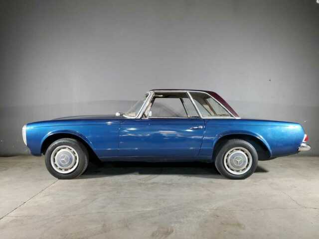 Mercedes-Benz SL-Class 1965 image number 31