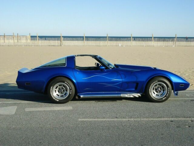 Chevrolet Corvette 1979 image number 0