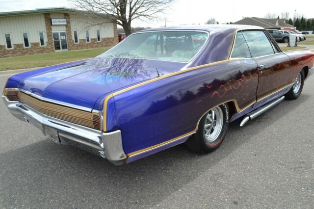 Pontiac Grand Prix 1965 image number 2