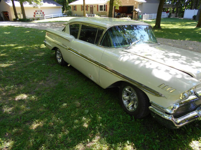 Chevrolet Biscayne 1958 image number 18