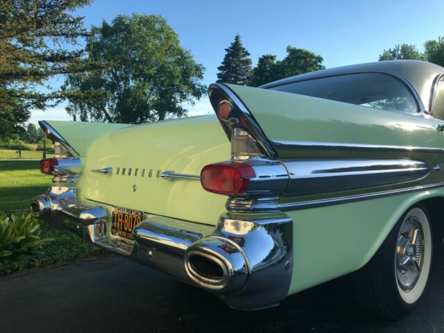 Pontiac Star Chief 1957 image number 4