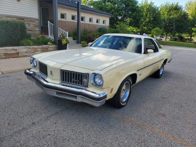 Oldsmobile Cutlass 5.7 1975 image number 29