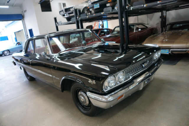 Ford Galaxie 2 Dr 427 Dual 4 BBL V8 4 spd Sedan 1963 image number 29