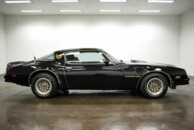 Pontiac Firebird 1978 image number 30