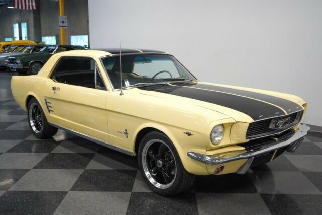 Ford Mustang 1966 image number 17