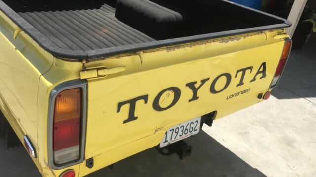 Toyota Pickup 1978 image number 1