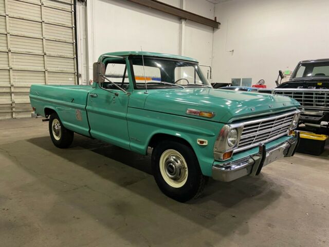 Ford F-250 1969 image number 1