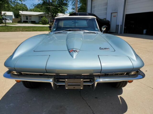 Chevrolet Corvette 1966 image number 1