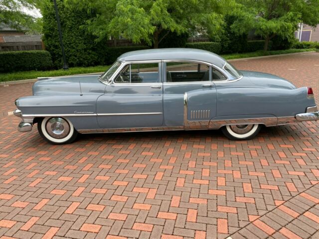 Cadillac Fleetwood 1953 image number 45