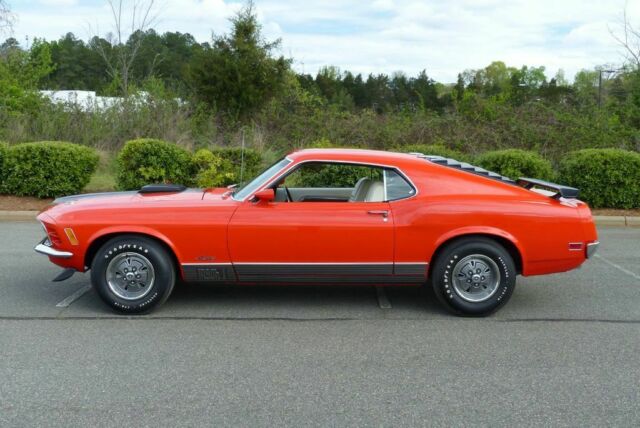 Ford Mustang 1970 image number 8