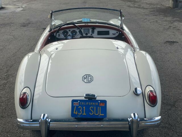 MG MGA 1959 image number 2