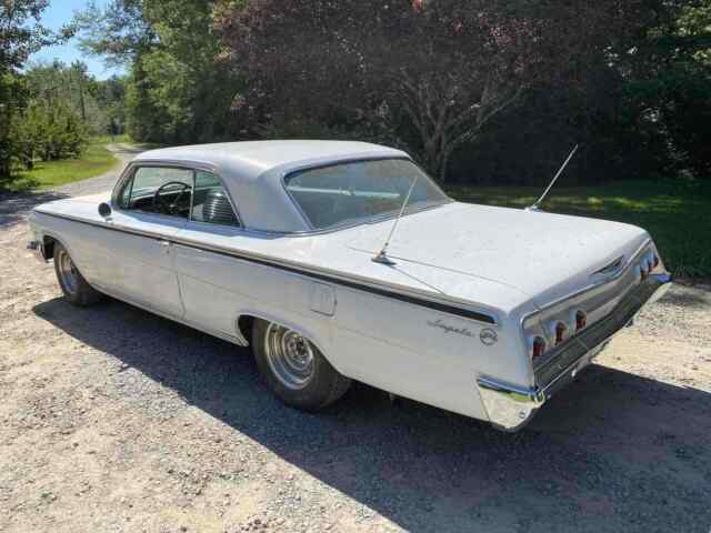 Chevrolet Impala 1962 image number 1